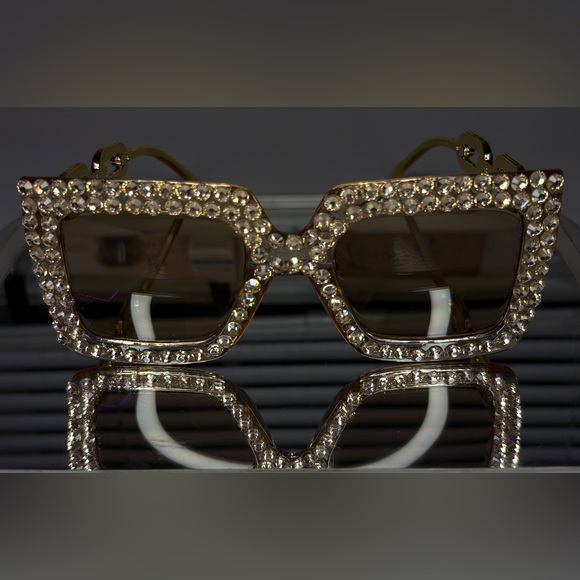 Elegant Gold Crystal-Rhinestone Glasses